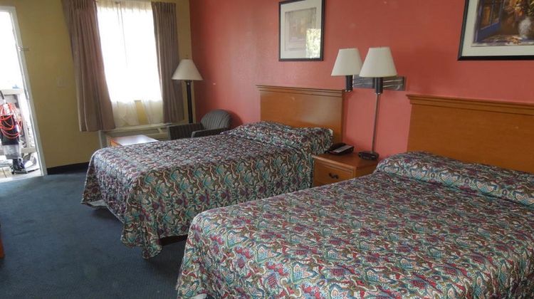 Kozy Inn Columbus Room