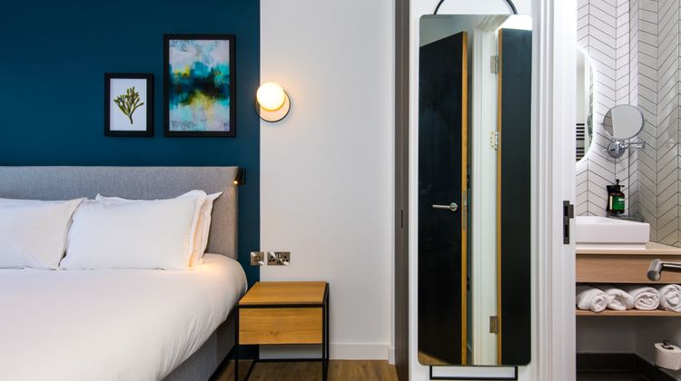 Staybridge Suites Cardiff Suite