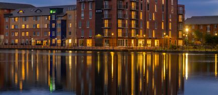 Staybridge Suites Cardiff Exterior