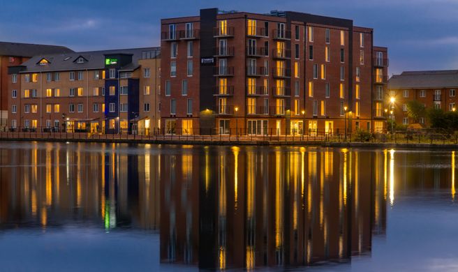 Staybridge Suites Cardiff Exterior