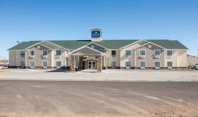 Cobblestone Inn & Suites - Pine Bluffs Exterior