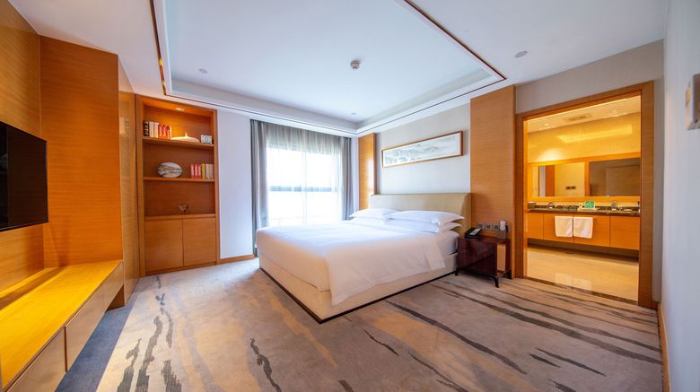 <b>Holiday Inn Nanjing Xuanwu Lake Room</b>. Images powered by <a href="https://www.leonardoworldwide.com/" title="Leonardo Worldwide" target="_blank">Leonardo</a>.