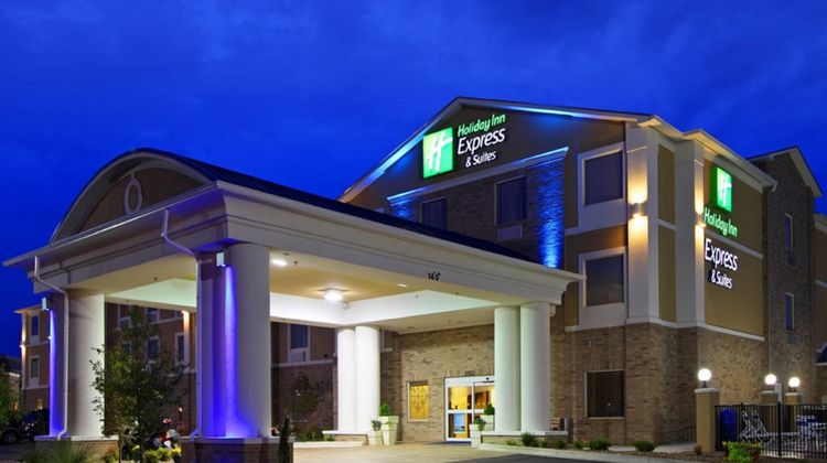 Holiday Inn Express Gloucester Exterior