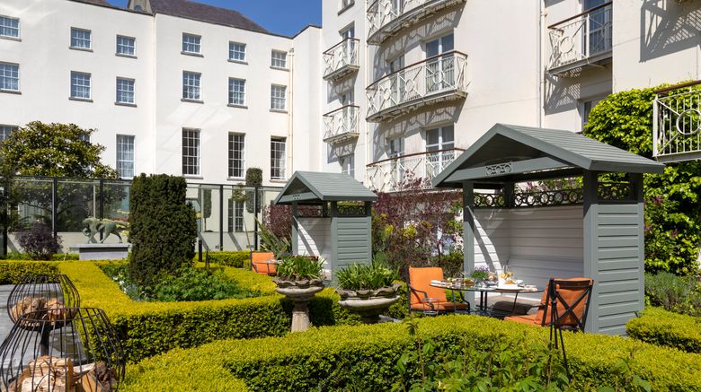 <b>Merrion Hotel Exterior</b>. Images powered by <a href="https://www.leonardoworldwide.com/" title="Leonardo Worldwide" target="_blank">Leonardo</a>.