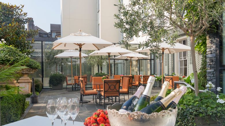 <b>Merrion Hotel Exterior</b>. Images powered by <a href="https://www.leonardoworldwide.com/" title="Leonardo Worldwide" target="_blank">Leonardo</a>.