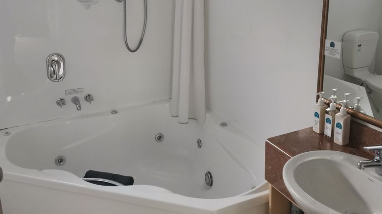 <b>Milano Motor Lodge Christchurch Motel Room</b>. Images powered by <a href="https://www.leonardoworldwide.com/" title="Leonardo Worldwide" target="_blank">Leonardo</a>.