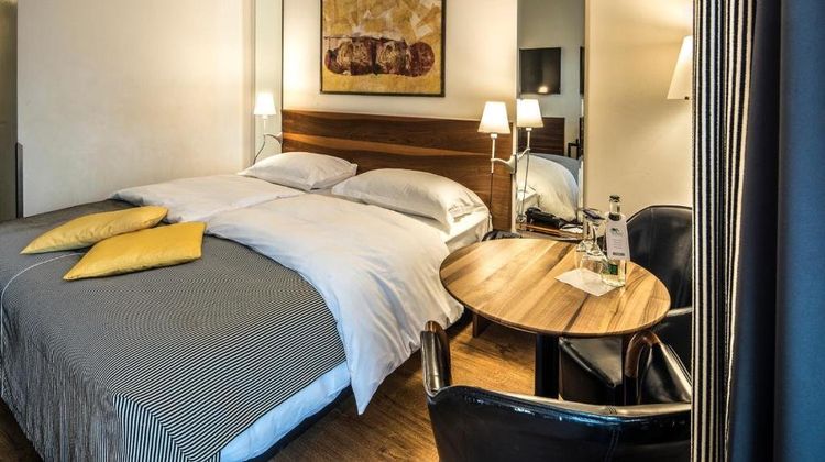 Central Plaza Hotel Room
