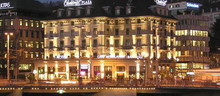 Central Plaza Hotel Exterior