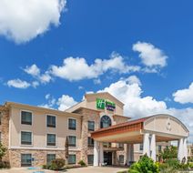 Holiday Inn Express Hutto Exterior