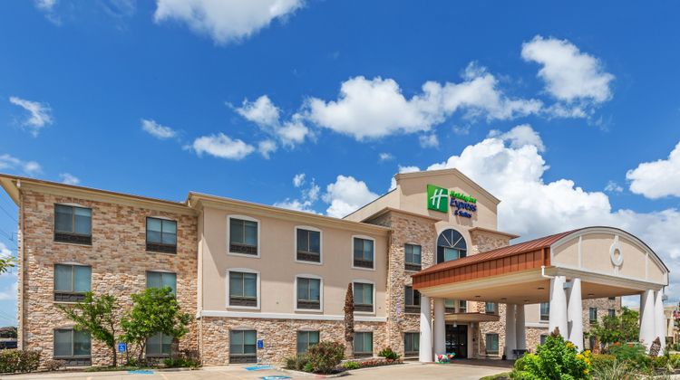Holiday Inn Express Hutto Exterior