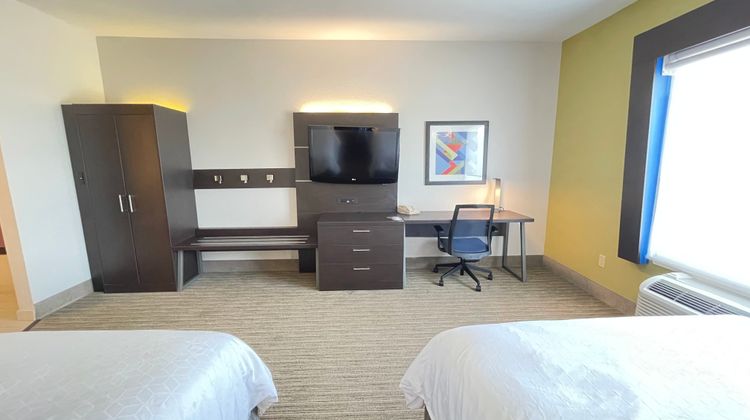 Holiday Inn Express Room