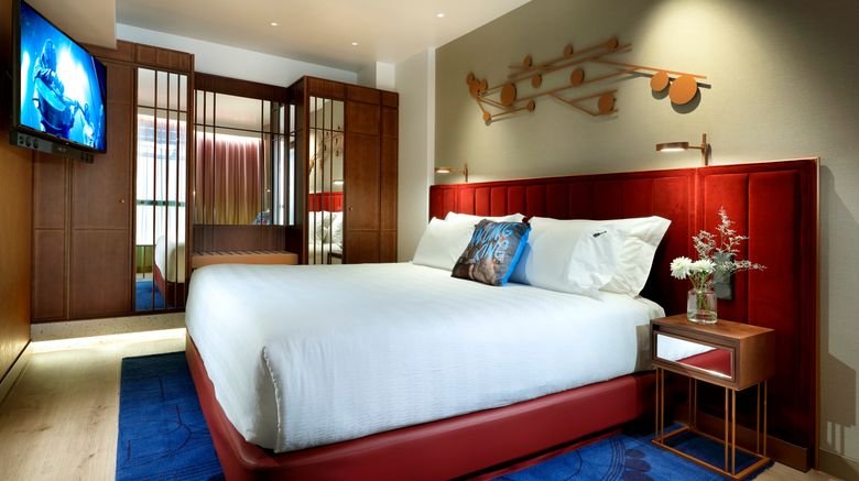 <b>Hard Rock Hotel Madrid Suite</b>. Images powered by <a href="https://www.leonardoworldwide.com/" title="Leonardo Worldwide" target="_blank">Leonardo</a>.