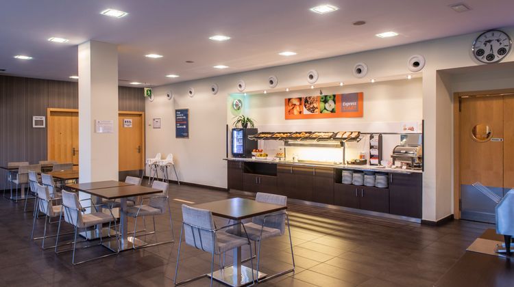 Holiday Inn Express Barcelona-Sant Cugat Restaurant