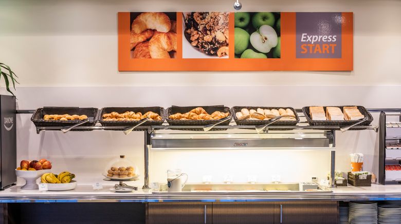 <b>Holiday Inn Express Barcelona-Sant Cugat Restaurant</b>. Images powered by <a href="https://www.leonardoworldwide.com/" title="Leonardo Worldwide" target="_blank">Leonardo</a>.