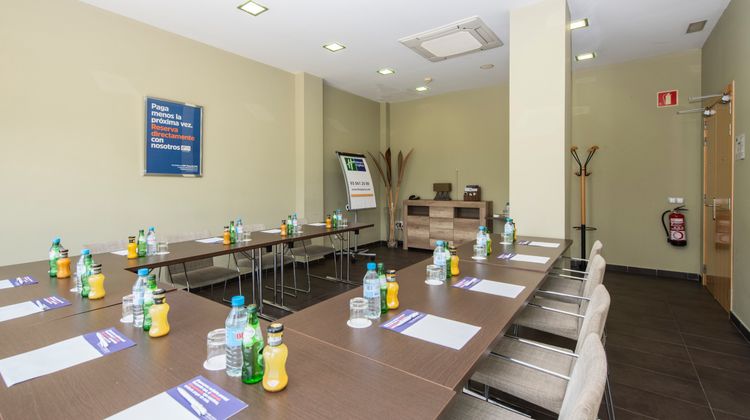 Holiday Inn Express Barcelona-Sant Cugat Meeting