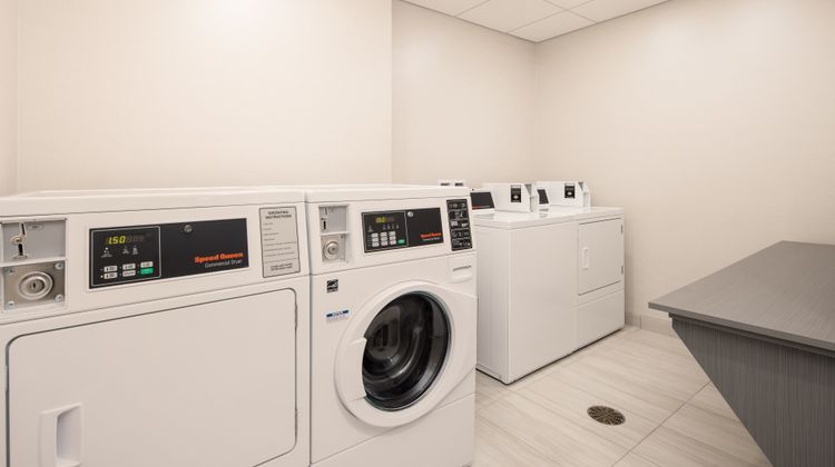 Holiday Inn Express/Stes Sanibel Gateway Other