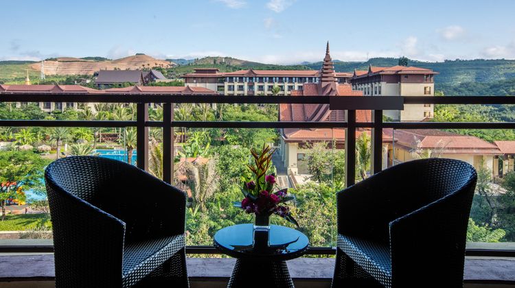 Crowne Plaza Resort Xishuangbanna Parkvw Room