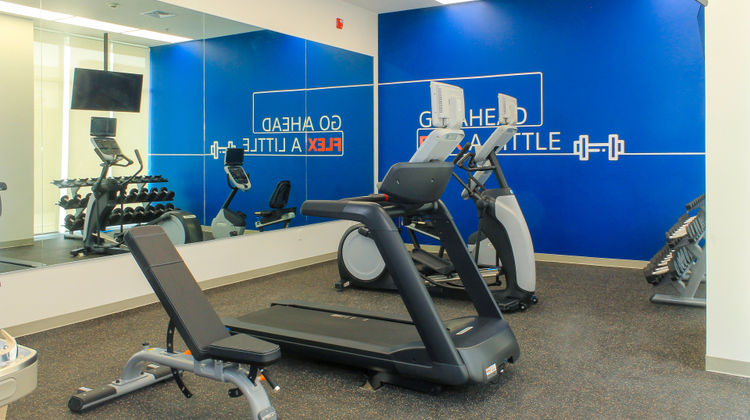 Holiday Inn Express & Suites Otay Health Club