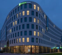 Holiday Inn Express Hauptbahnhof Exterior
