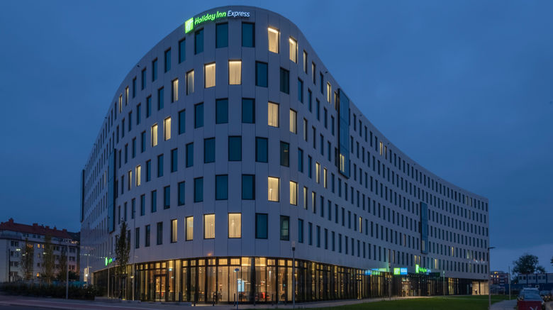 <b>Holiday Inn Express Hauptbahnhof Exterior</b>. Images powered by <a href="https://www.leonardoworldwide.com/" title="Leonardo Worldwide" target="_blank">Leonardo</a>.