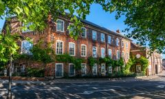 The Red Lion Hotel
