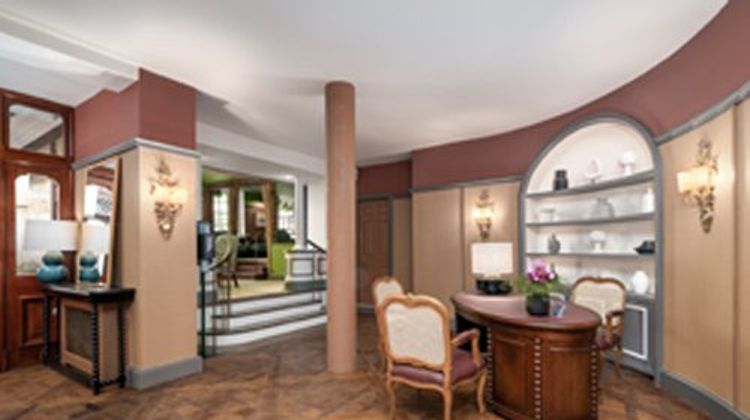 The Red Lion Hotel Room