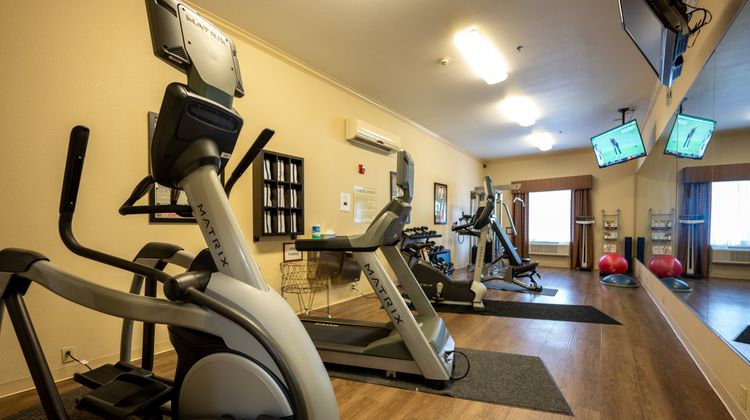 Holiday Inn Express Hotel & Suites Health Club