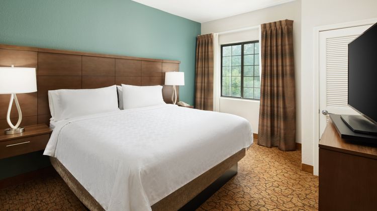 Staybridge Suites Durham-Chapel Hill RTP Room