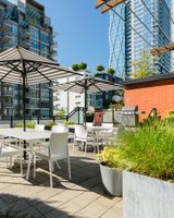 Level Yaletown Seymour