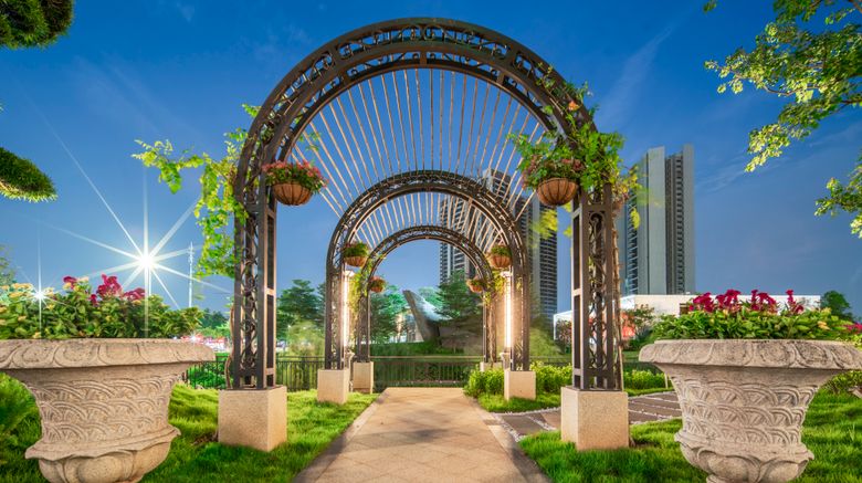 <b>Holiday Inn Express Guangzhou Panyu Exterior</b>. Images powered by <a href="https://www.leonardoworldwide.com/" title="Leonardo Worldwide" target="_blank">Leonardo</a>.