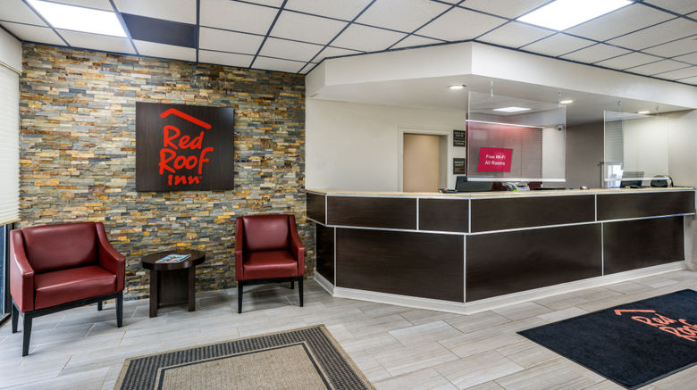<b>Red Roof Inn Savannah- Southside/Midtown Lobby</b>. Images powered by <a href="https://www.leonardoworldwide.com/" title="Leonardo Worldwide" target="_blank">Leonardo</a>.
