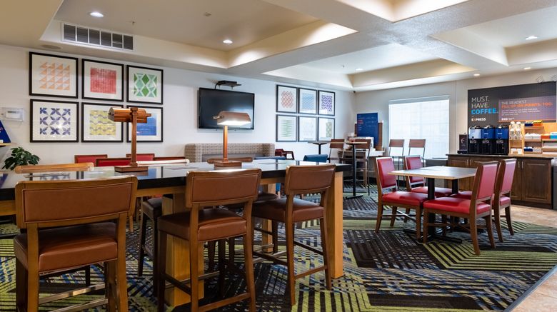 <b>Holiday Inn Express Evanston Restaurant</b>. Images powered by <a href="https://www.leonardoworldwide.com/" title="Leonardo Worldwide" target="_blank">Leonardo</a>.