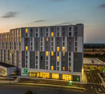 Holiday Inn Dublin Airport Exterior