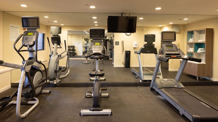 Holiday Inn Orange County Airport Health Club