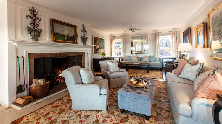 The Wauwinet Lobby