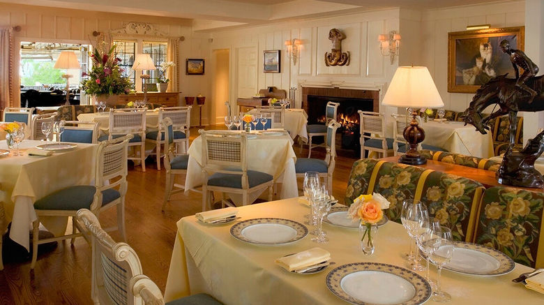 <b>The Wauwinet Restaurant</b>. Images powered by <a href="https://www.leonardoworldwide.com/" title="Leonardo Worldwide" target="_blank">Leonardo</a>.