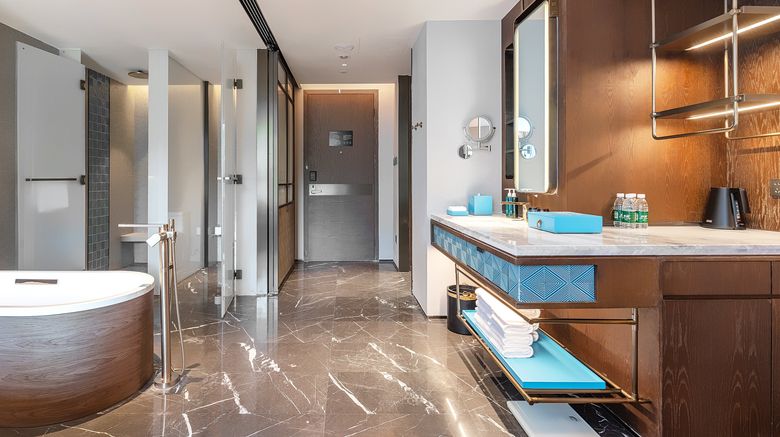 <b>Hotel Indigo Jiuzhai Room</b>. Images powered by <a href="https://www.leonardoworldwide.com/" title="Leonardo Worldwide" target="_blank">Leonardo</a>.