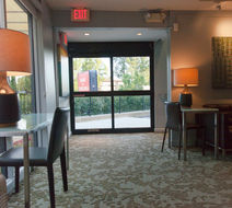 Inns of Virginia Arlington Lobby