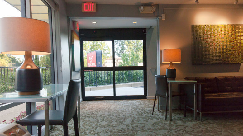 <b>Inns of Virginia Arlington Lobby</b>. Images powered by <a href="https://www.leonardoworldwide.com/" title="Leonardo Worldwide" target="_blank">Leonardo</a>.