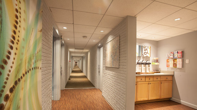 <b>Inns of Virginia Arlington Lobby</b>. Images powered by <a href="https://www.leonardoworldwide.com/" title="Leonardo Worldwide" target="_blank">Leonardo</a>.
