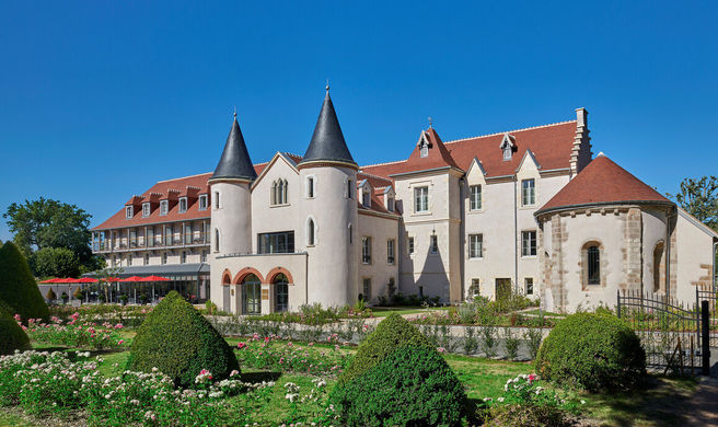 Chateau Saint-Jean Exterior