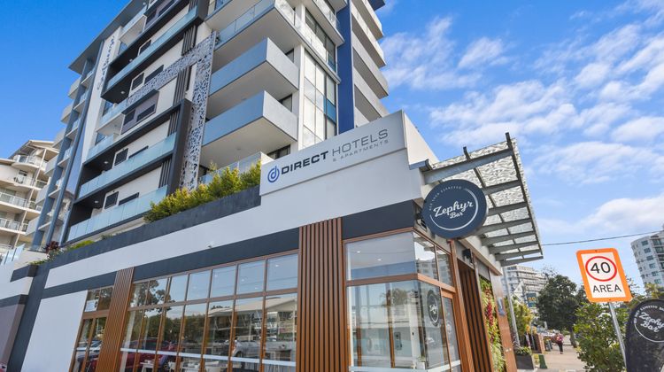 Direct Hotels - Sea Breeze Exterior