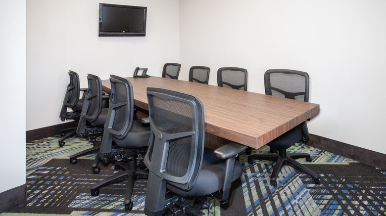 <b>Holiday Inn Express Meeting</b>. Images powered by <a href="https://www.leonardoworldwide.com/" title="Leonardo Worldwide" target="_blank">Leonardo</a>.