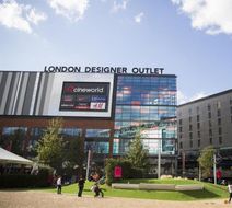 Wembley International Hotel Exterior