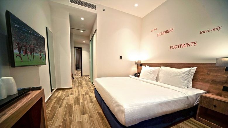 <b>Kingsgate Hotel Al Jaddaf Room</b>. Images powered by <a href="https://www.leonardoworldwide.com/" title="Leonardo Worldwide" target="_blank">Leonardo</a>.