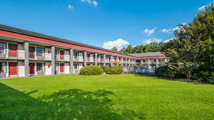 Red Roof Inn Savannah-Richmond Hill/I-95 Exterior