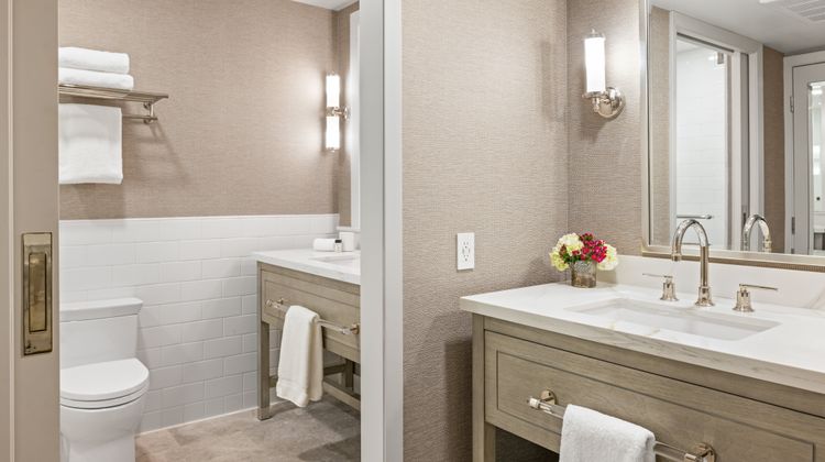 Stanford Park Hotel Room