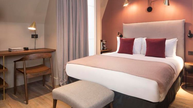 Maxim Quartier Latin Hotel Room