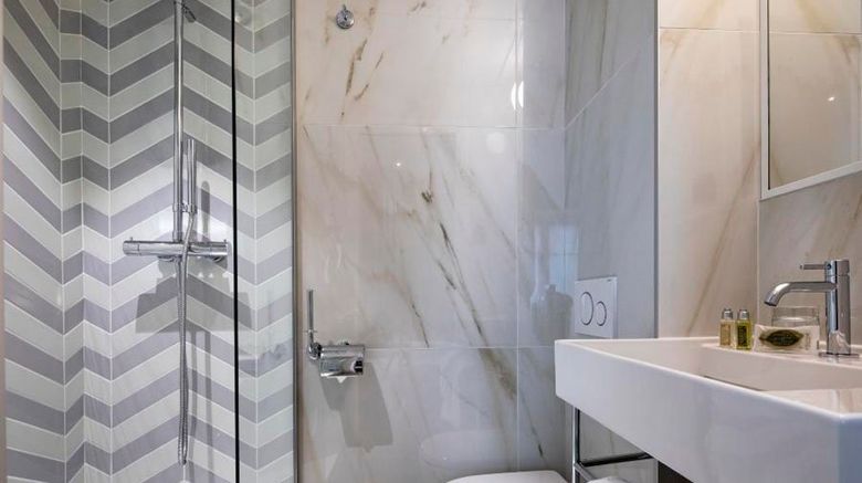 <b>Maxim Quartier Latin Hotel Room</b>. Images powered by <a href="https://www.leonardoworldwide.com/" title="Leonardo Worldwide" target="_blank">Leonardo</a>.