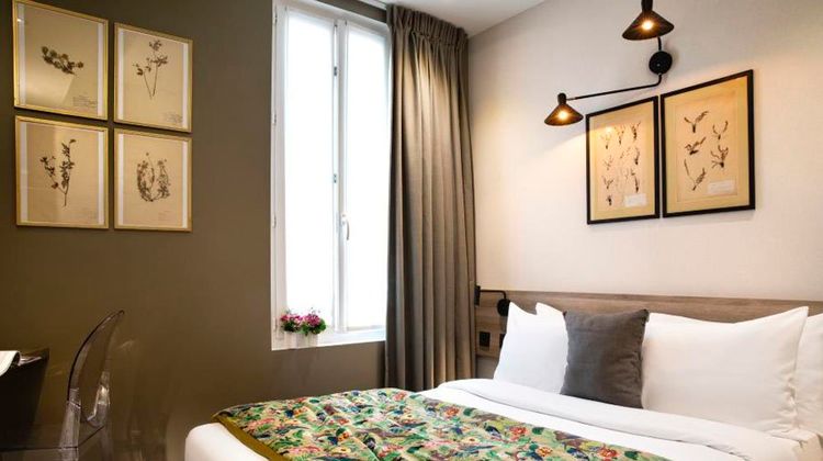 Maxim Quartier Latin Hotel Room